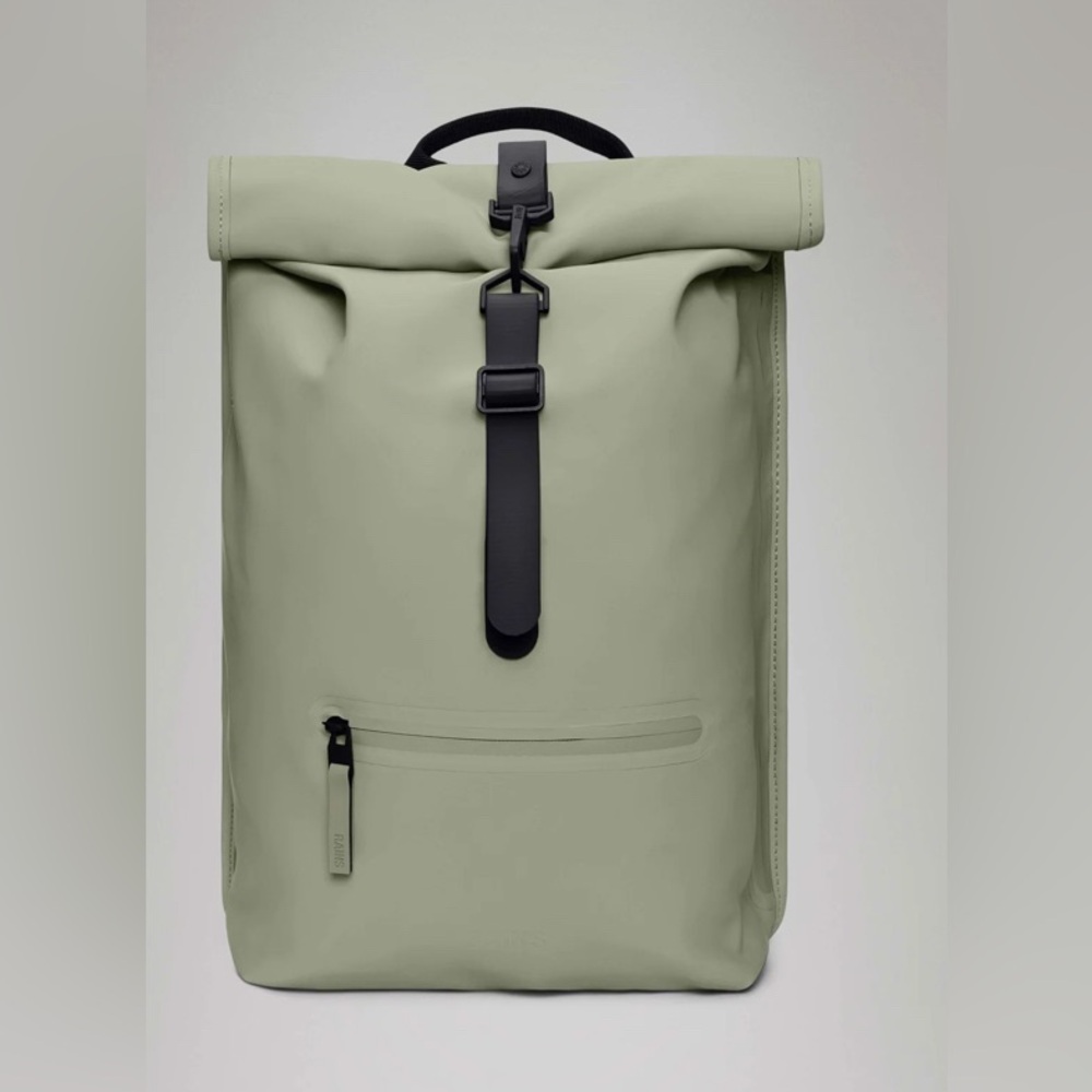 RAINS Rolltop Rucksack Bag Luggage Backpack Drift $150 NEW NWT